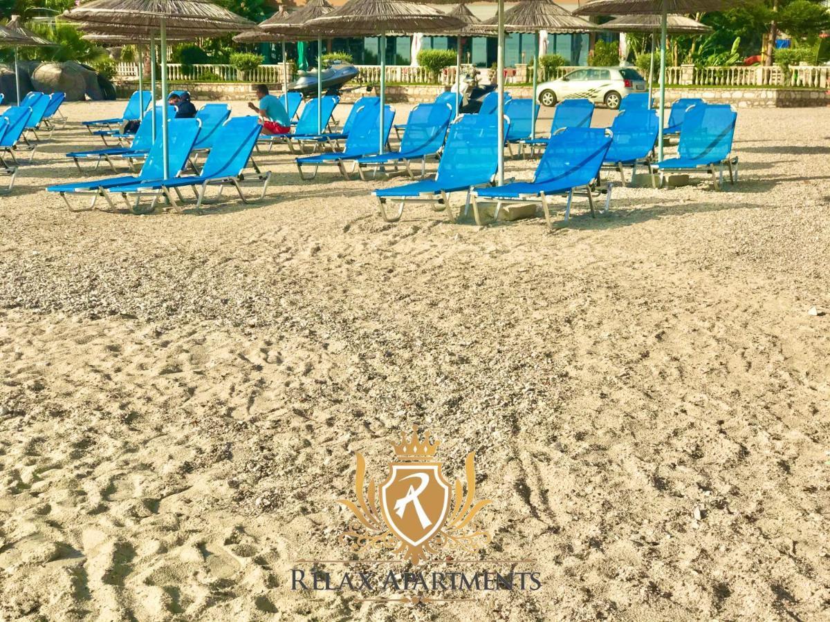 Paradise Palm Beach Apartment In Sarandë Buitenkant foto