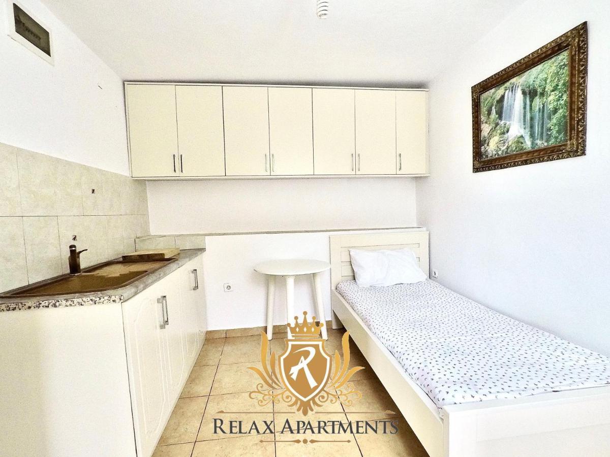 Paradise Palm Beach Apartment In Sarandë Buitenkant foto